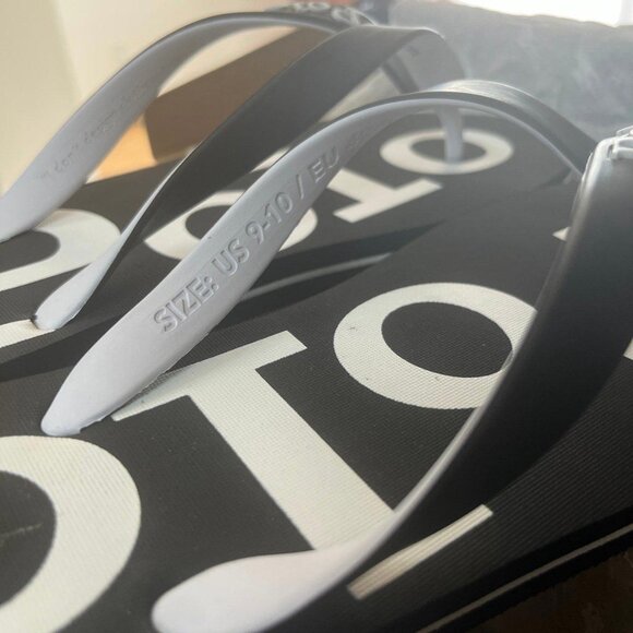 Polo Ralph Lauren Bolt Flip Flops Black White Size 9 - Picture 3 of 4